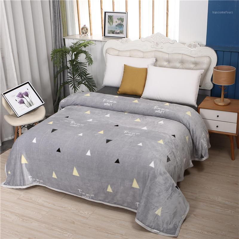 High Quality soft Flannel sofa blanket Bed Covers warm Adult Throw Blankets Bedspread For The Couch1
High Quality soft Flannel sofa blanket Bed Covers warm Adult Throw Blankets Bedspread For The Couch1