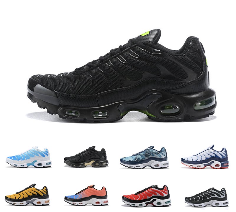 2020 Wmns Plus TN 1 star outdoor shoes Men Women Triple Black white trainers Outdoor shoe sneakers size 36 to 45
2020 Wmns Plus TN 1 star outdoor shoes Men Women Triple Black white trainers Outdoor shoe sneakers size 36 to 45