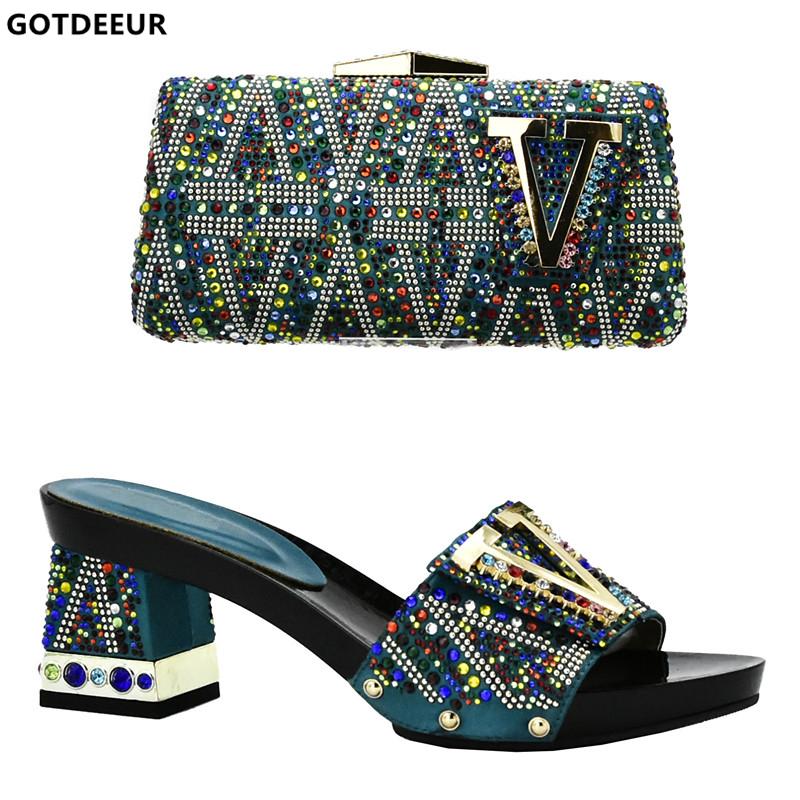 New African Matching Shoes and Bag Italian In Women Shoe and Bag Set for Party In Women Nigerian Wedding Shoes Sets, Red only shoes
New African Matching Shoes and Bag Italian In Women Shoe and Bag Set for Party In Women Nigerian Wedding Shoes Sets, Red only shoes