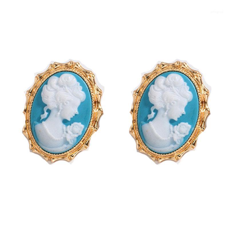Stud 2021 Gold Metal Queen Head Pearl Minimalism Geo Minimalist Earrings Trendy Korean Fashion Women Party Jewelry 1
Stud 2021 Gold Metal Queen Head Pearl Minimalism Geo Minimalist Earrings Trendy Korean Fashion Women Party Jewelry 1