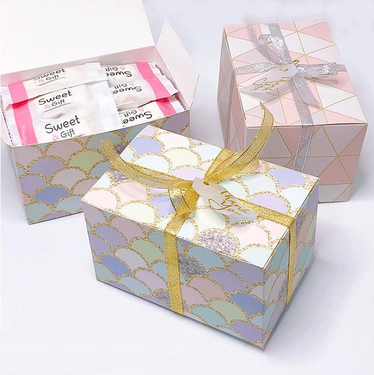 15*10*9cm Hot stamping cake boxes.Geometric biscuit Gift Candy Chocolate Biscuits Box Party Wedding Decor100pcs/lot
15*10*9cm Hot stamping cake boxes.Geometric biscuit Gift Candy Chocolate Biscuits Box Party Wedding Decor100pcs/lot