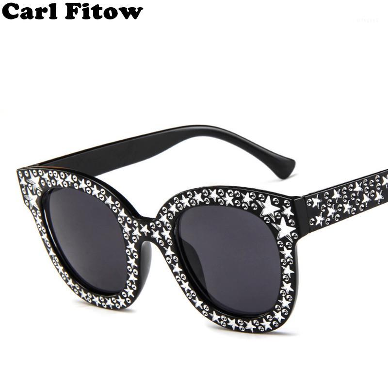 Sunglasses 2021 Italy Brand Designer Luxury Pentagram Women Men Fashion Cat Eye Sun Glasses For Female Mirror Shades UV4001
Sunglasses 2021 Italy Brand Designer Luxury Pentagram Women Men Fashion Cat Eye Sun Glasses For Female Mirror Shades UV4001