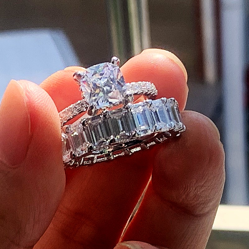 Size 5-10 Couple Rings Luxury Jewelry 925 Sterling Silver Emerald Cut White Topaz CZ Diamond Eternity Women Wedding Bridal Ring Set Gift