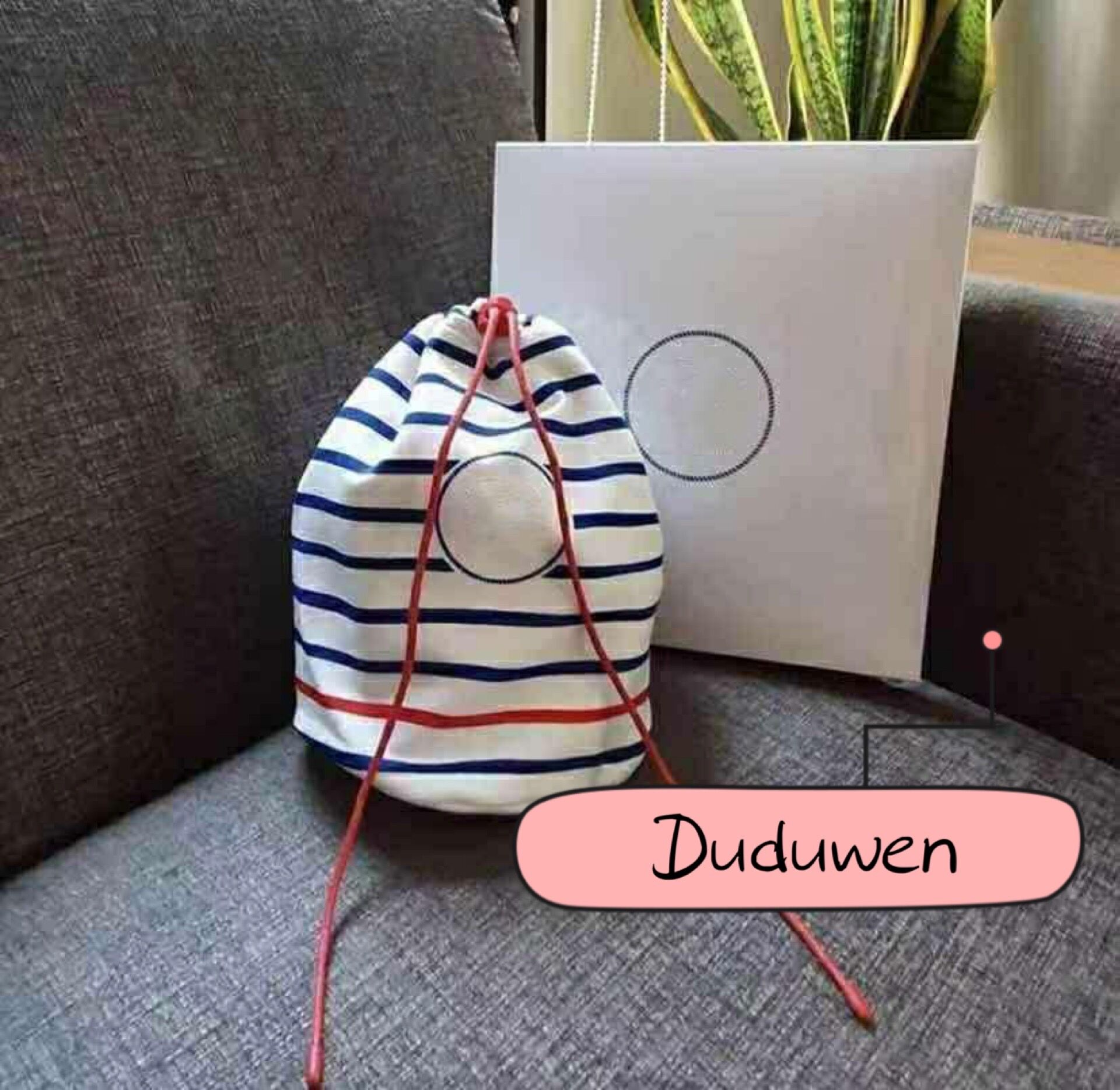 18X14CM New C makeup storage bag stripe cotton with string bag C gift with box, Customize
18X14CM New C makeup storage bag stripe cotton with string bag C gift with box, Customize