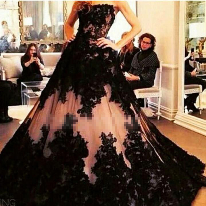 2021 Black Lace Dresses Or Length Strapless Tulle Custom Made Corset Back Plus Size Chapel Wedding Bridal Gown Vestido De Novia 401 6660311