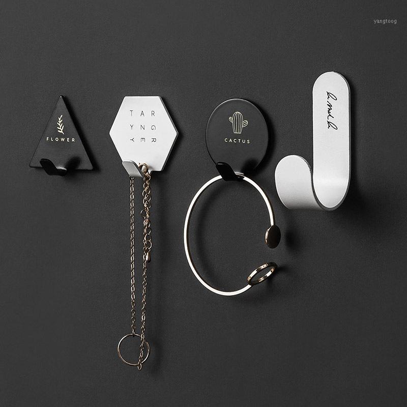 4pcs/set Decorative Wall Hook Geometric Key Holder Wall-mounted Door Hook Wall Hanger Metal Towel Hooks For Kitchen Bathroom1
4pcs/set Decorative Wall Hook Geometric Key Holder Wall-mounted Door Hook Wall Hanger Metal Towel Hooks For Kitchen Bathroom1