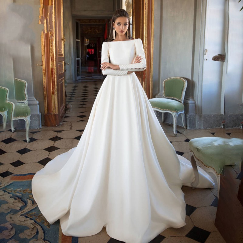 Hot Sale Long Sleeve Satin Wedding Dress 2021 Vintage Backless Princess A-Line Court Train Bride Grown Buttons Vestido De Mariee