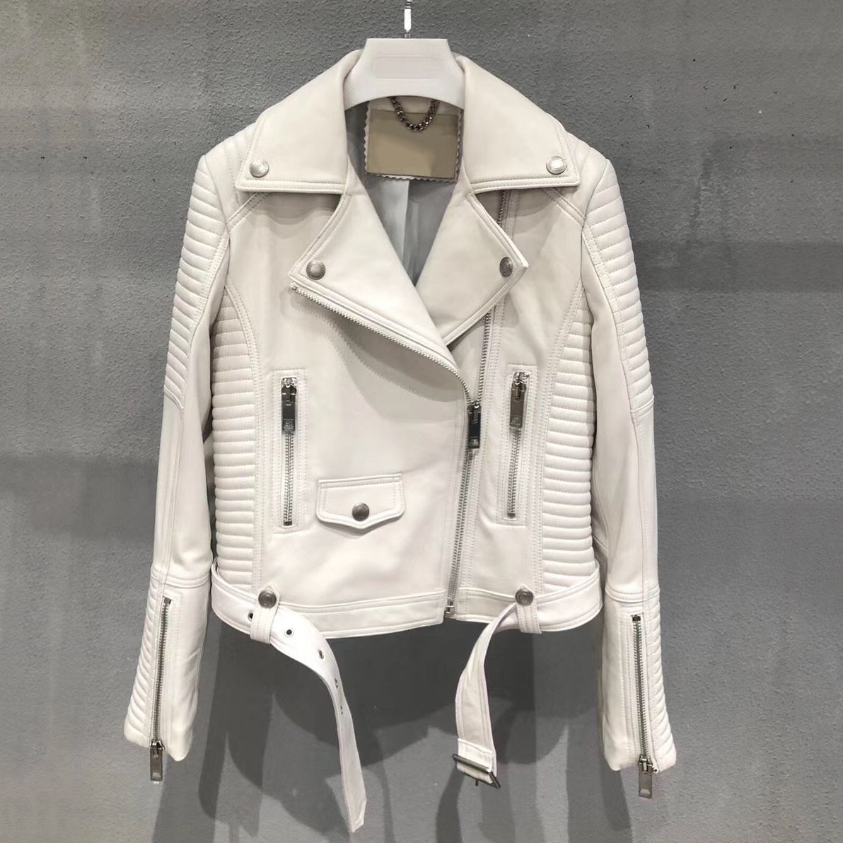 New Genuine Leather Jacket Women Black Fashion Slim Motorcycle Biker Real Sheepskin Leather Short Coats Belt Female 201030