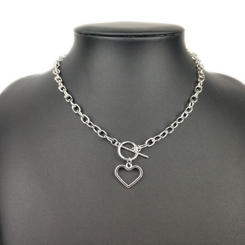 Fashion Gothic Gold Sliver Color Heart Necklace Pendants Collar Vintage Chunky Chain Necklace for Women Choker Necklaces Jewelry
Fashion Gothic Gold Sliver Color Heart Necklace Pendants Collar Vintage Chunky Chain Necklace for Women Choker Necklaces Jewelry