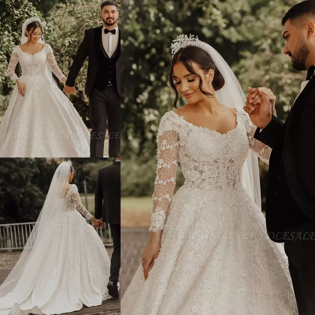 2022 Ball Gown Wedding Dresses Bridal 3/4 Long Sleeves Luxury Lace Applique V Neck Crystals Beaded Satin Dubai Custom Made Plus Size Vestido de novia, Beige
2022 Ball Gown Wedding Dresses Bridal 3/4 Long Sleeves Luxury Lace Applique V Neck Crystals Beaded Satin Dubai Custom Made Plus Size Vestido de novia, Beige