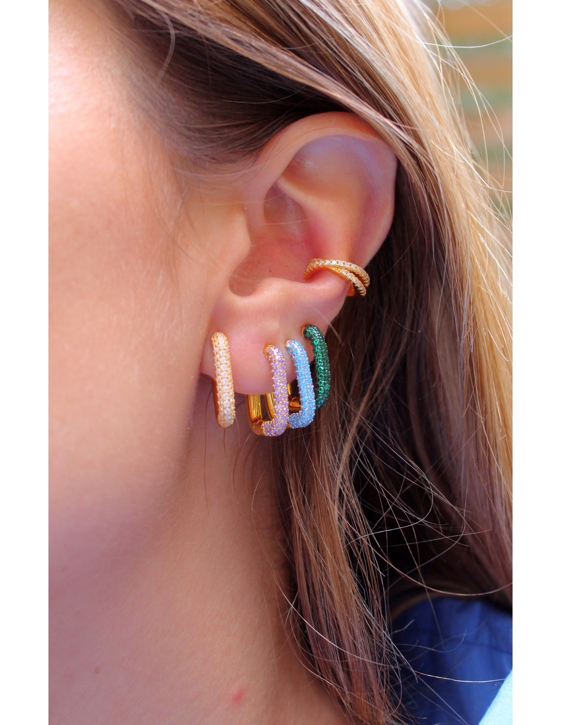 Top Quality Women Fashion CZ Small Hoop Earrings Elegant Statement Gold Color Rainbow Huggie Earring for Girls Wedding Jewelry Gifts