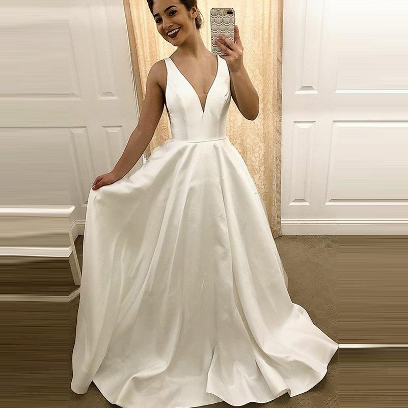 Custom Made V Neck A Line Satin Wedding Dresses 2021 Sweep Train Backless Plus Size Bridal Gowns, White
Custom Made V Neck A Line Satin Wedding Dresses 2021 Sweep Train Backless Plus Size Bridal Gowns, White