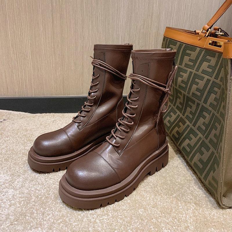 High Quality Round Toe Platform Womens Boots Celebrity Design Cross-tied Motorcycle Woman Size 33-43, Black-low top
High Quality Round Toe Platform Womens Boots Celebrity Design Cross-tied Motorcycle Woman Size 33-43, Black-low top