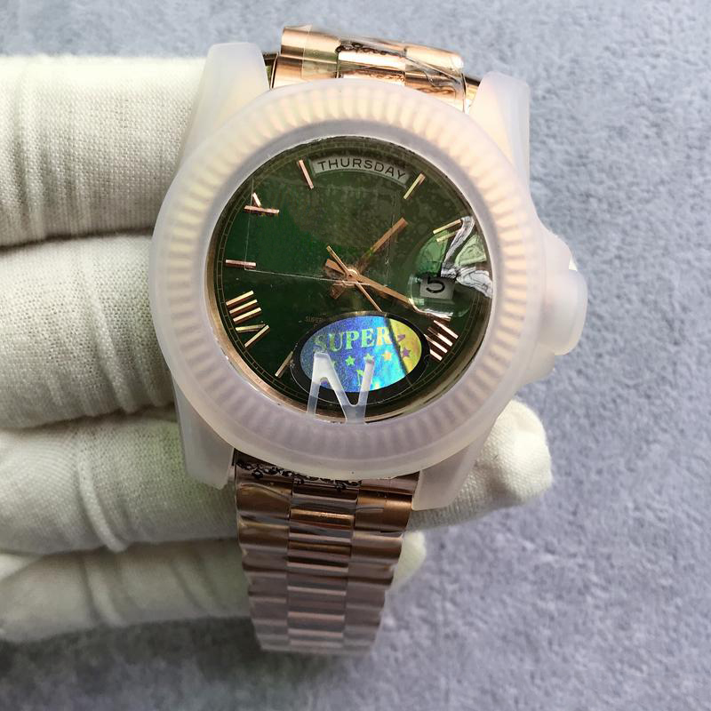 Top V3 Men Watch DAYDATE Rose Gold Asia eta 2836 Automatic 40mm President Sapphire glass Mechanical Mens Watches Waterproof 50M gift watch, Box
Top V3 Men Watch DAYDATE Rose Gold Asia eta 2836 Automatic 40mm President Sapphire glass Mechanical Mens Watches Waterproof 50M gift watch, Box
