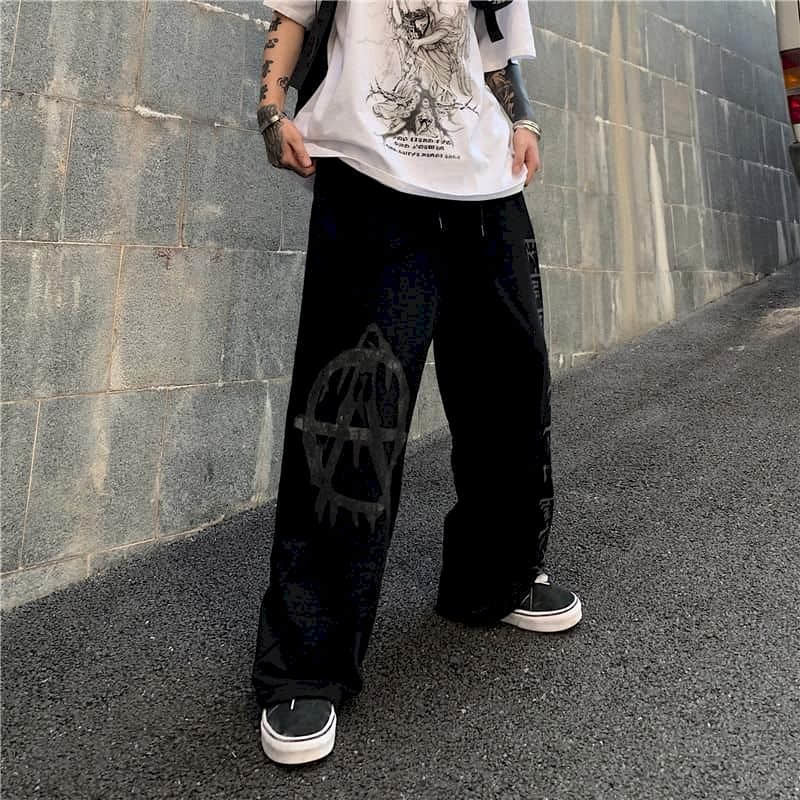 2021 New South Korean Pants Men Clothing Women Ins Retro Street Dark Graffiti Letters Drape Wide-leg Casual Pant Punk Gothic Sweatpants Vbl3, Black
2021 New South Korean Pants Men Clothing Women Ins Retro Street Dark Graffiti Letters Drape Wide-leg Casual Pant Punk Gothic Sweatpants Vbl3, Black