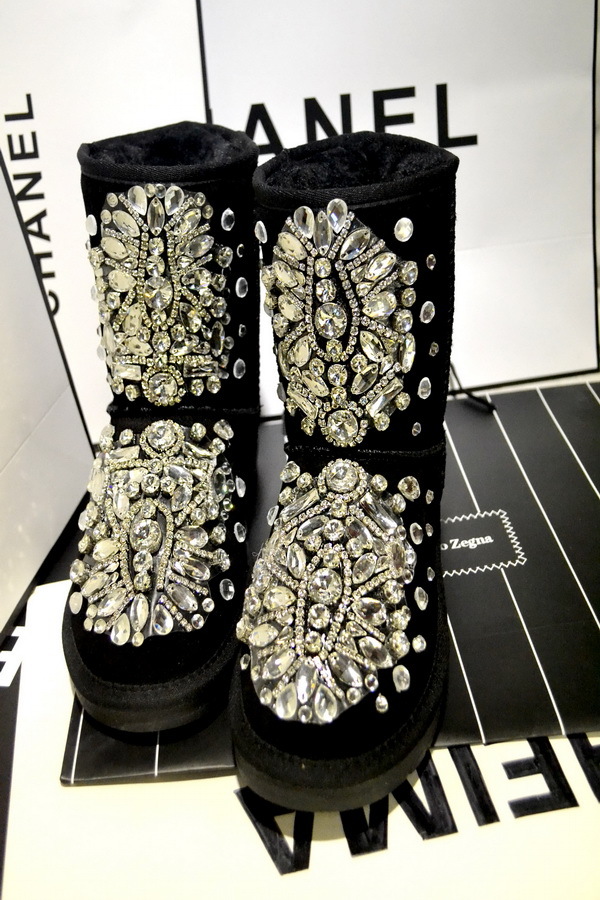 2020 Luxury Classic 19-new Diamond Precious Bordello Rivets Sequins Snowboots Dwaterproof Water Flat 74cf
2020 Luxury Classic 19-new Diamond Precious Bordello Rivets Sequins Snowboots Dwaterproof Water Flat 74cf