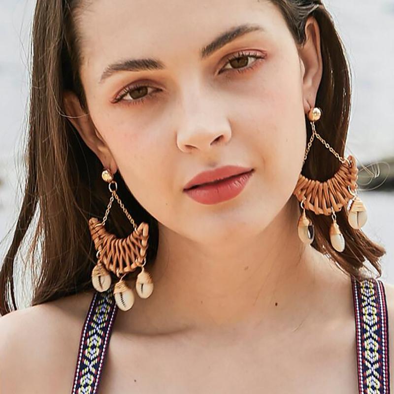 AENSOA Bohemia Handmade Bamboo Tassel Moon Shape Long Earrings Beach Jewelry Straw Weave Rattan Braid Earrings for Women Girl
AENSOA Bohemia Handmade Bamboo Tassel Moon Shape Long Earrings Beach Jewelry Straw Weave Rattan Braid Earrings for Women Girl