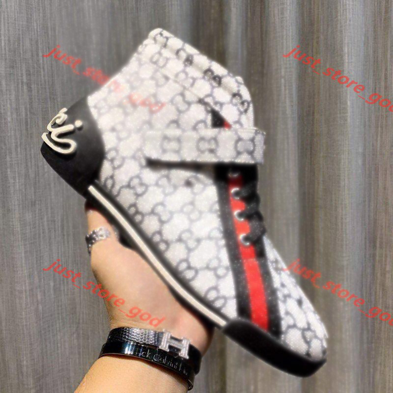 2021 TOP Luxe Shoes Triple Black White Canvas For Man Woman Design High Heel Casual Shoe Bee Sneakers Stripe Star Luxe Vintage up123, Black;red
2021 TOP Luxe Shoes Triple Black White Canvas For Man Woman Design High Heel Casual Shoe Bee Sneakers Stripe Star Luxe Vintage up123, Black;red