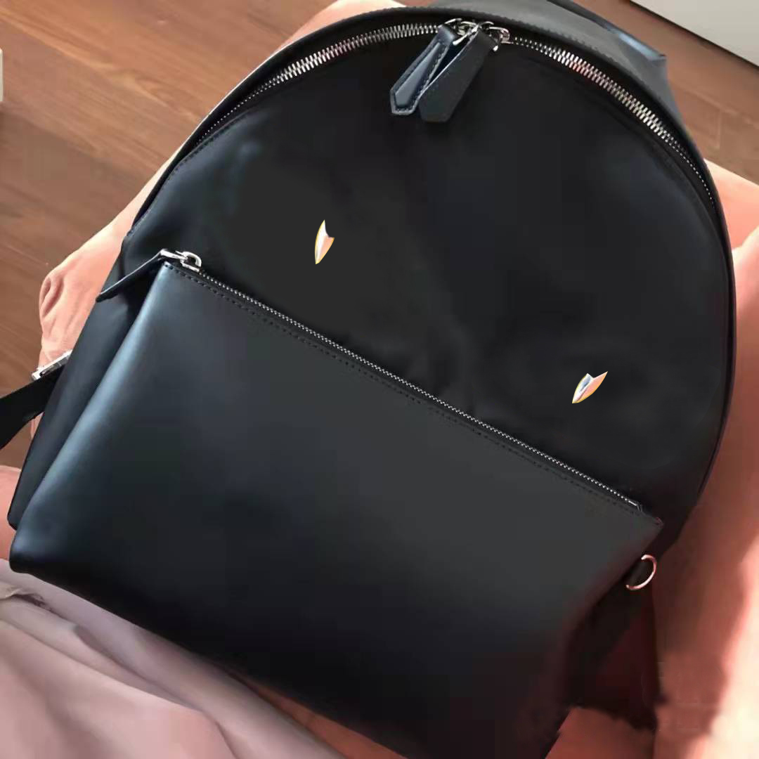 2022 F home explosion bags little monster series imported waterproof cloth high-end quality lovers super capacity tourism preferred
2022 F home explosion bags little monster series imported waterproof cloth high-end quality lovers super capacity tourism preferred