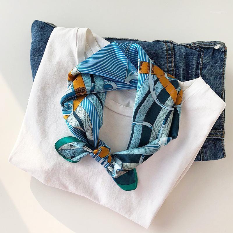 Hijab Winter Scarf 100% Silk Scarves 2020 Brand Spring Square Satin Small Squares Female Poncho Foulard Bandana Shawl1
Hijab Winter Scarf 100% Silk Scarves 2020 Brand Spring Square Satin Small Squares Female Poncho Foulard Bandana Shawl1