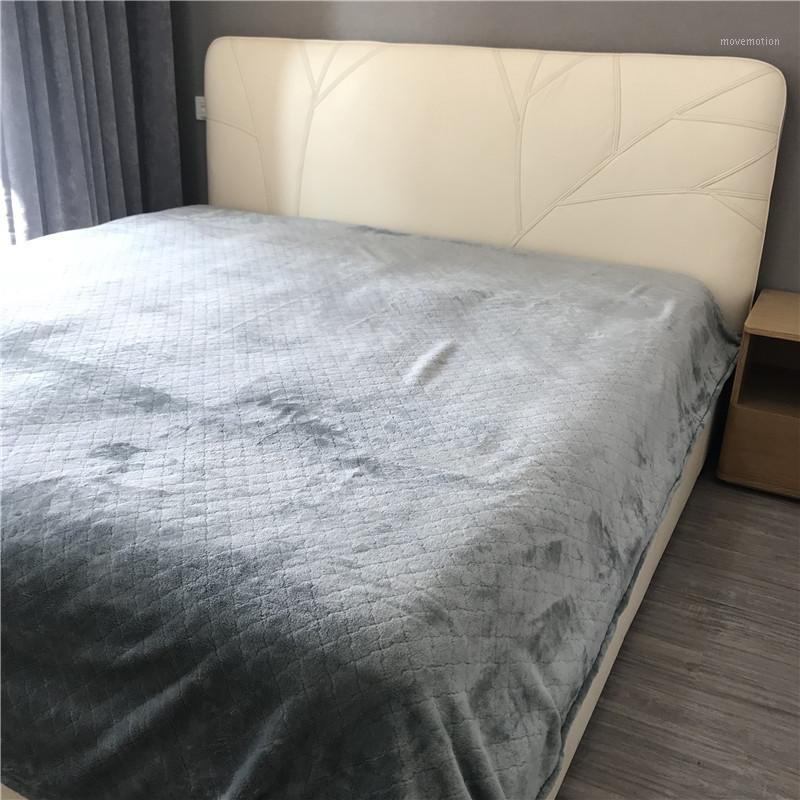 Coral Fleece Blanket Plaid Throw Solid Color 6 Sizes Flannel Blankets Sofa Aircraft Super Soft Warm Winter Blanket Sheet For Bed1
Coral Fleece Blanket Plaid Throw Solid Color 6 Sizes Flannel Blankets Sofa Aircraft Super Soft Warm Winter Blanket Sheet For Bed1