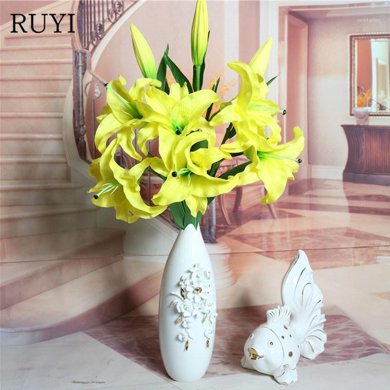 High-end artificial flower PU perfume lily Christmas /Valentine's Day living room home decor flower arrangement Fake plants1, Red
High-end artificial flower PU perfume lily Christmas /Valentine's Day living room home decor flower arrangement Fake plants1, Red