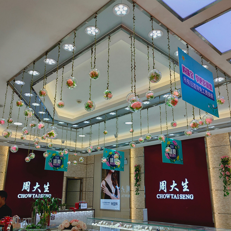 2021 Christmas ball hanging ceiling Day Year's New bedroom transparent wedding room decoration new
2021 Christmas ball hanging ceiling Day Year's New bedroom transparent wedding room decoration new