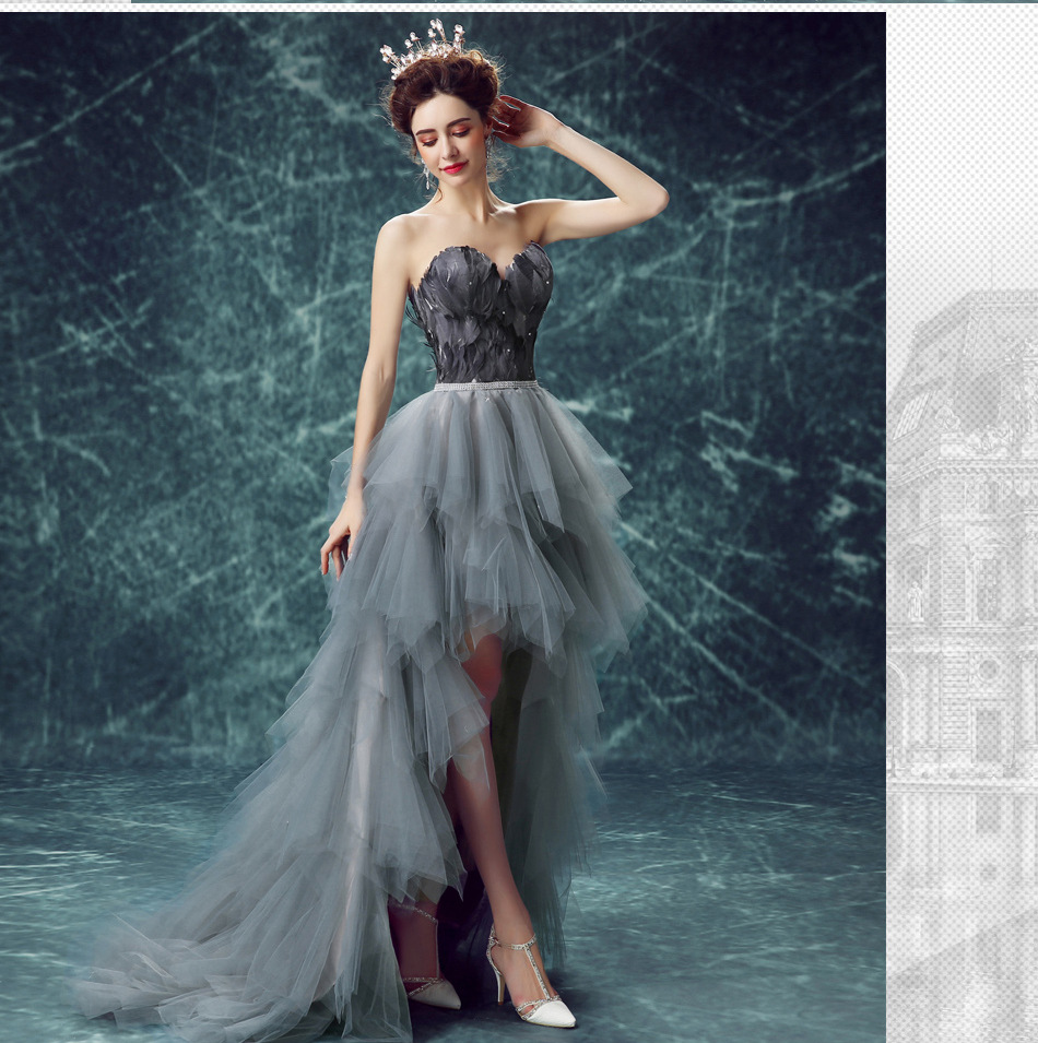 Modern Evening Dresses With Strapless Sleeve-less Custom made Tulle Feather Formal Prom Party Gowns Ruched Robe de mariée