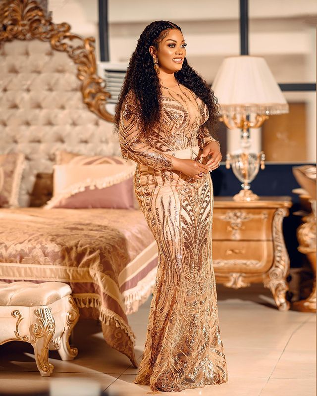 2022 Plus Size Arabic Aso Ebi Gold Sparkly Mermaid Prom Dresses Sequined Lace Sexy Evening Formal Party Second Reception Birthday Engagement Gowns Dre