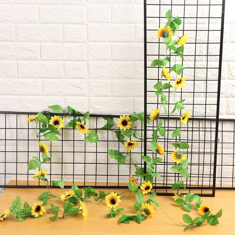260cm Artificial Flowers With Green Leaves Hanging Garland Fake Silk Sunflower Ivy Vine Garden Fences Home Wedding Decal1, 2.6m
260cm Artificial Flowers With Green Leaves Hanging Garland Fake Silk Sunflower Ivy Vine Garden Fences Home Wedding Decal1, 2.6m
