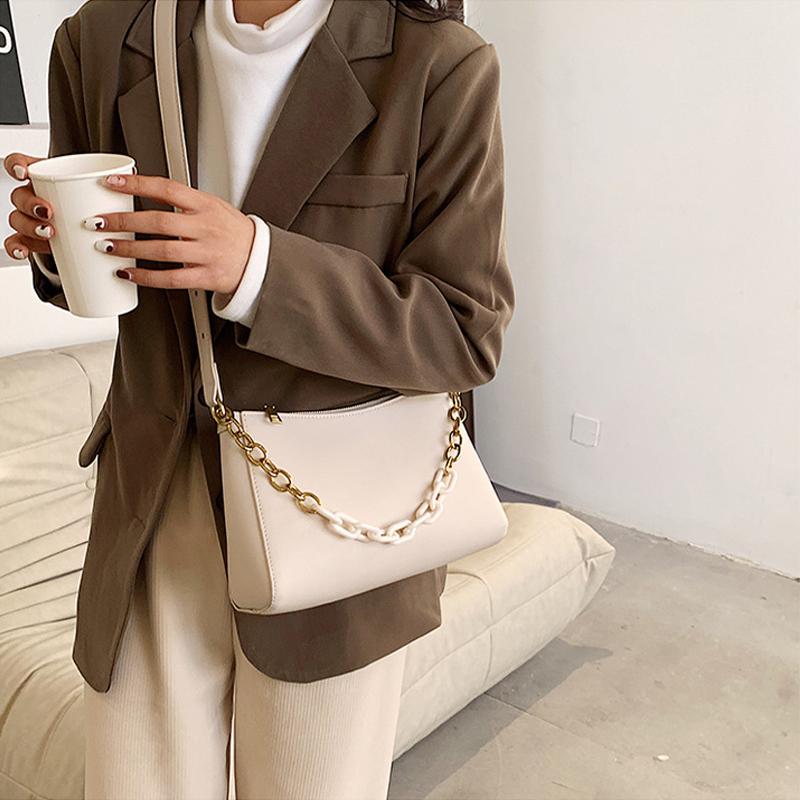 Chain Small PU Leather Crossbody Bags for Women 2021 Winter Trend Handbag Lady Travel Shoulder Bag Fashion Armpit Bag, Black
Chain Small PU Leather Crossbody Bags for Women 2021 Winter Trend Handbag Lady Travel Shoulder Bag Fashion Armpit Bag, Black