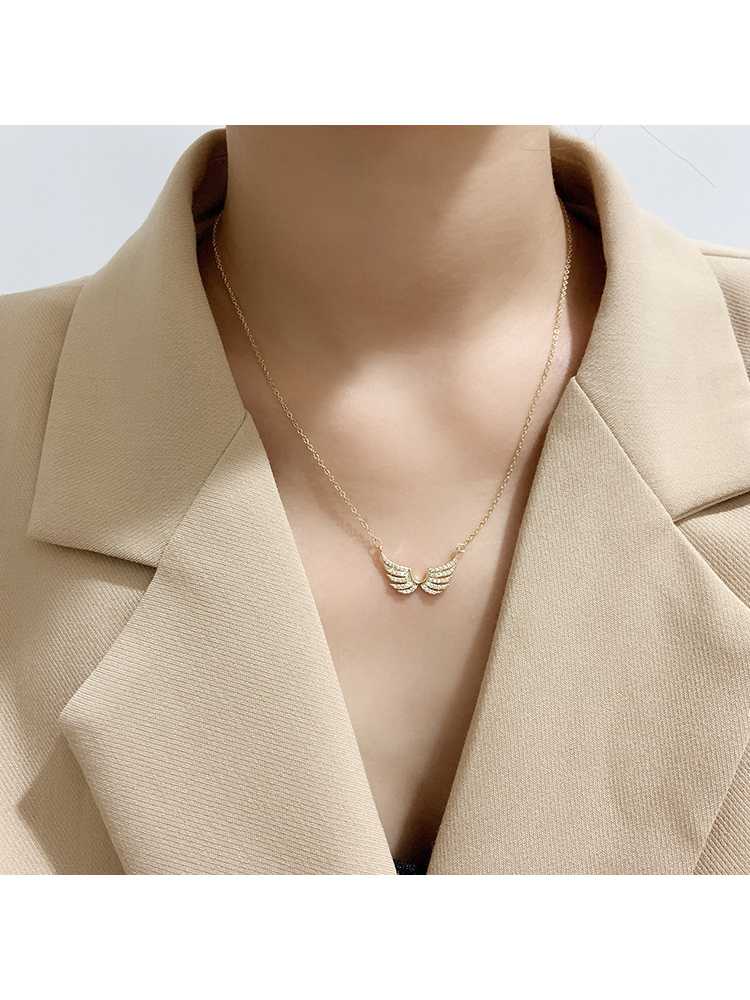 Chokers Fashion Goldy Wing Necklace Charm Short Design Clavicle Zircon Women Necklaces Gift Wedding
Chokers Fashion Goldy Wing Necklace Charm Short Design Clavicle Zircon Women Necklaces Gift Wedding