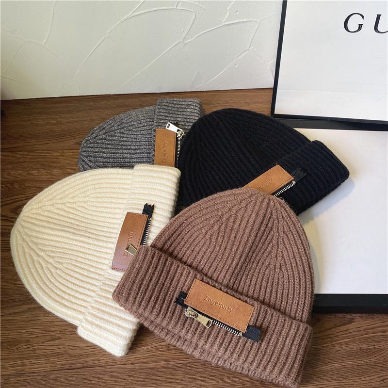 Men And Women In Autumn And Winter Korean Casual Joker Knitted Warm Youth Cold Hats, White
Men And Women In Autumn And Winter Korean Casual Joker Knitted Warm Youth Cold Hats, White