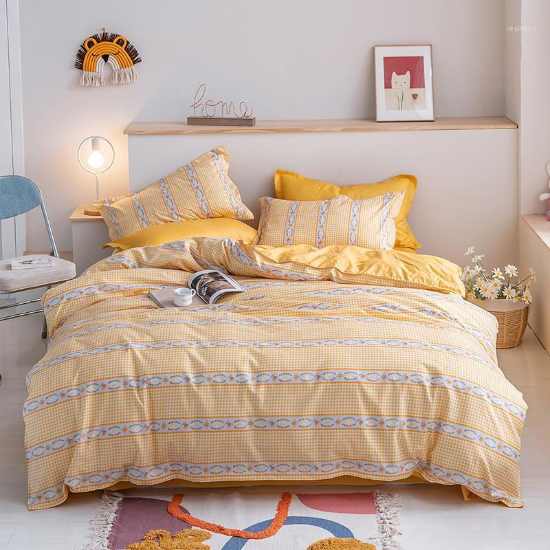 Simple Style Children Bed Cover Set Soft Comfortable Polyester Bedclothes Pillowcase Sheet Students Dormitory Bed Bedding Set1, No.2
Simple Style Children Bed Cover Set Soft Comfortable Polyester Bedclothes Pillowcase Sheet Students Dormitory Bed Bedding Set1, No.2