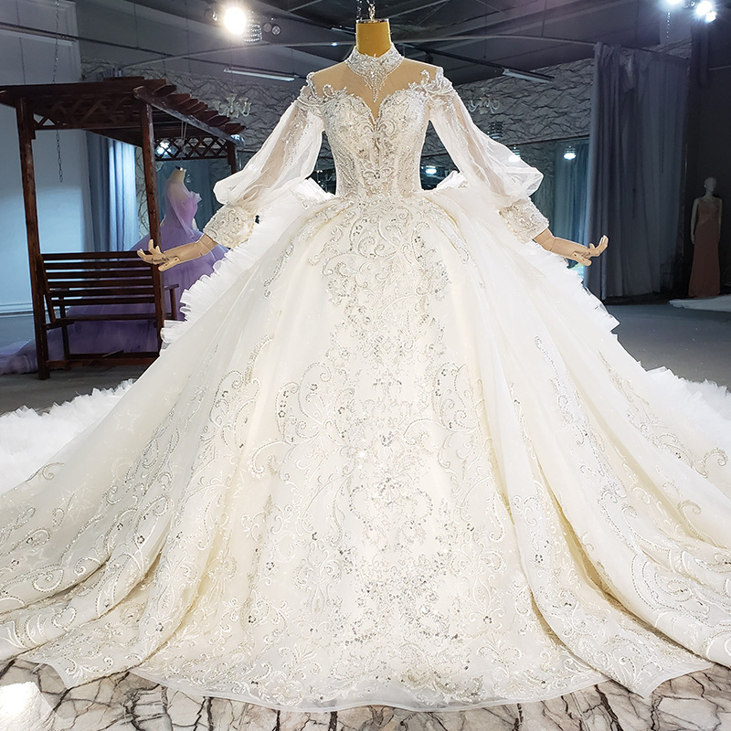 Lace Embroidery Crystals urious Ball Gown Wedding Dresses Long Sleeves High Neck Puffy Princess Church Bridal Gowns Saudi Arabia Dubai Vestidos De Nov
