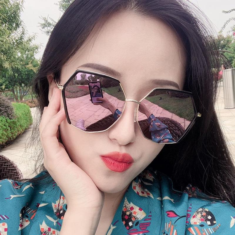 LPAILON New Brand Vintage Sunglasses Women Classic Plastic Luxury Sun Glasses For Women Mirror Retro Outdoor Lentes De Sol Mujer
LPAILON New Brand Vintage Sunglasses Women Classic Plastic Luxury Sun Glasses For Women Mirror Retro Outdoor Lentes De Sol Mujer