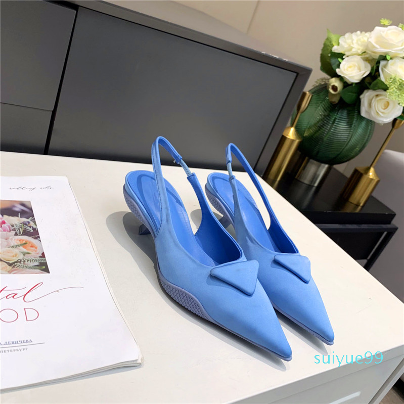 Summer Women Sandal Nylon Gabardine Slingback Pumps Screen-printed Comma Heels Slides Sandals Pointy Shape Sporty Style Loafers
Summer Women Sandal Nylon Gabardine Slingback Pumps Screen-printed Comma Heels Slides Sandals Pointy Shape Sporty Style Loafers