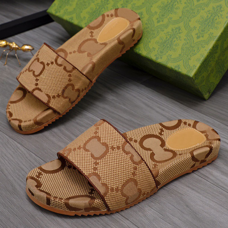 Mens High Quality Slippers Fashion Luxury Brand Men Slippers With Letters Same Color Different Styles Design Indoor Outdoor Available Design, Black
Mens High Quality Slippers Fashion Luxury Brand Men Slippers With Letters Same Color Different Styles Design Indoor Outdoor Available Design, Black