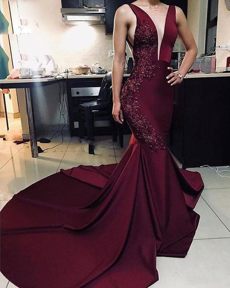 Burgundy Mermaid Arabic Dubai Evening Dresses Deep V Neck Beading Lace Formal Evening Gown Sweep Train Party Dress robes de soiree
