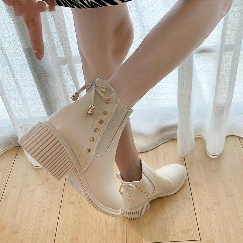 2021 Autumn and Winter New Bow Boots Female British Style Rivet Thermal Short Boots Plus Velvet Mid-heel Small Fragrance1, Beige
2021 Autumn and Winter New Bow Boots Female British Style Rivet Thermal Short Boots Plus Velvet Mid-heel Small Fragrance1, Beige