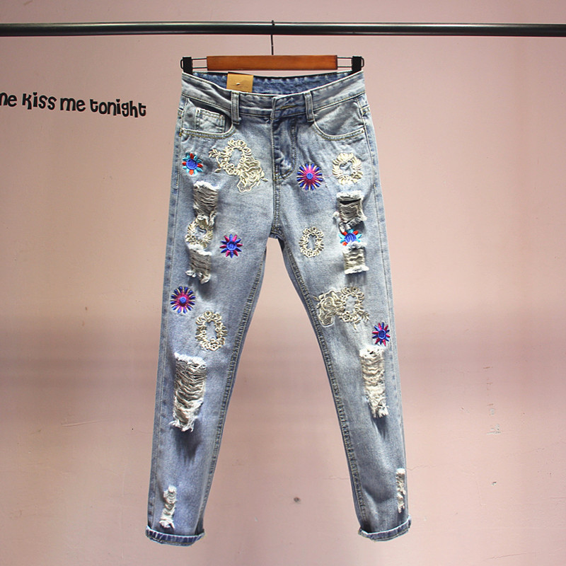 2021 New Women's Spring Autumn Heavy Work Embroidery Flower Ladies Denim Pants Korean Style Loose Ankle-length Harem Jeans Pant Y86 Aise, Blue
2021 New Women's Spring Autumn Heavy Work Embroidery Flower Ladies Denim Pants Korean Style Loose Ankle-length Harem Jeans Pant Y86 Aise, Blue