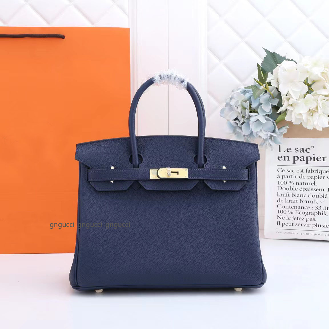 herm Platinum Bag Lock Togo Leather Section 15 Litchi Grain Cowhide Hand Sewn Wax Thread Portable Women's Bag Leisure Bag1 Have birkin, Pay for freight
herm Platinum Bag Lock Togo Leather Section 15 Litchi Grain Cowhide Hand Sewn Wax Thread Portable Women's Bag Leisure Bag1 Have birkin, Pay for freight