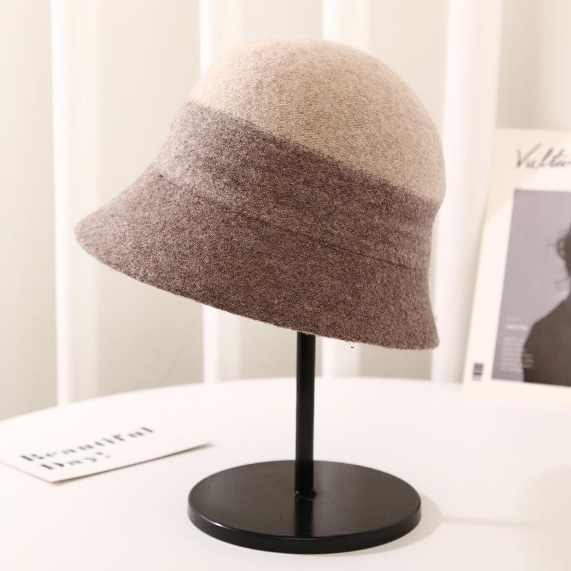 New style autumn winter woolen elegance female patchwork flat top retro casual fashion warm soft wear adjust bowler bucket hat, Blue;gray
New style autumn winter woolen elegance female patchwork flat top retro casual fashion warm soft wear adjust bowler bucket hat, Blue;gray
