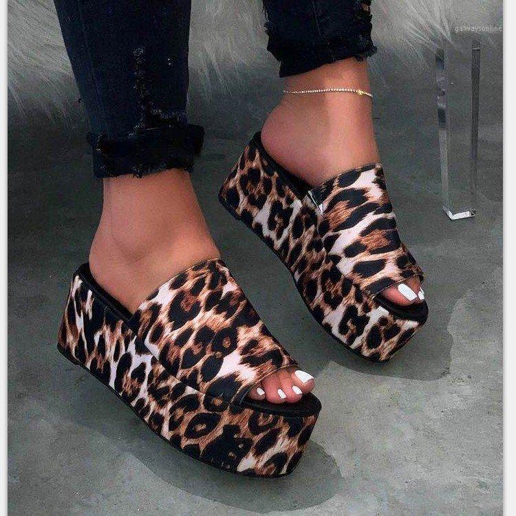 2020 Fashion Women Sandals Slipper Summer Outdoor Flip-flops Beach Shoes Female Non-Slip Platform Women Slippers Plus Size 35-431, Mixed
2020 Fashion Women Sandals Slipper Summer Outdoor Flip-flops Beach Shoes Female Non-Slip Platform Women Slippers Plus Size 35-431, Mixed