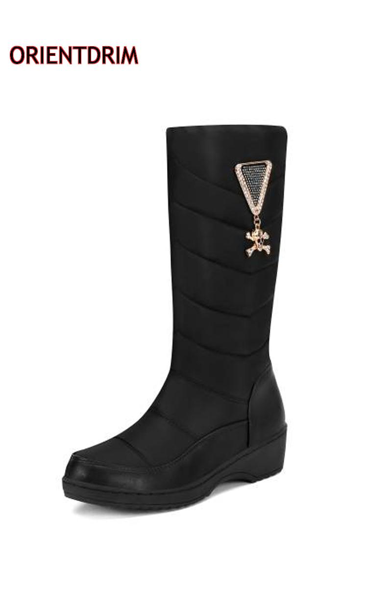 Black Down cloth High boots Womens Waterproof warm snow boots Skull pendant round toe platform shoes womans 2020 NEW 36-44
Black Down cloth High boots Womens Waterproof warm snow boots Skull pendant round toe platform shoes womans 2020 NEW 36-44