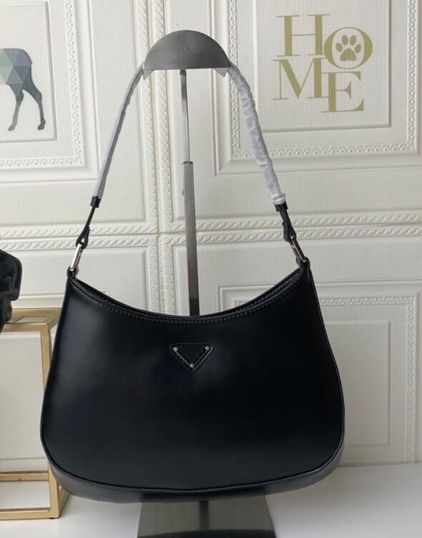 Handbag fashion bags lady Genuine Leather bag With letters lady crossbody bag handbag fashion bags shoulder bag handbags famous bags
Handbag fashion bags lady Genuine Leather bag With letters lady crossbody bag handbag fashion bags shoulder bag handbags famous bags