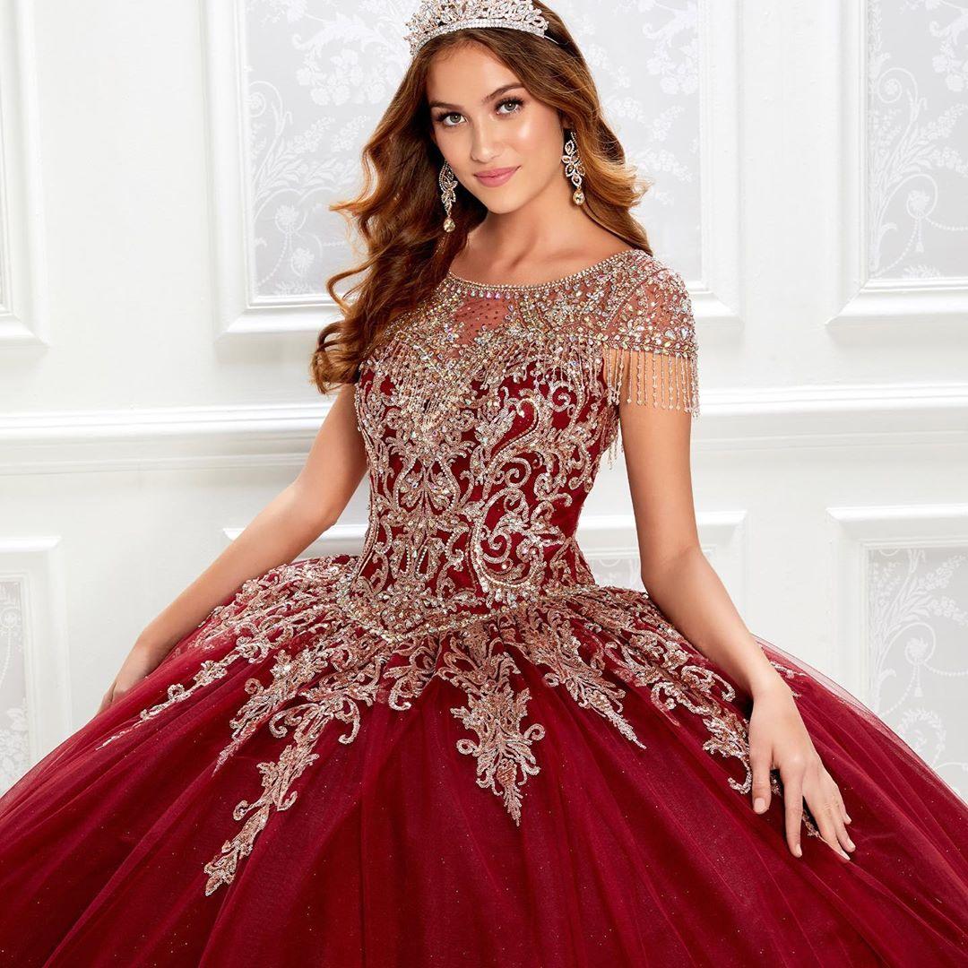 Luxury Golden Appliques Quinceanera Dresses Short Sleeve Dark Red Scoop Neck Appliqued Prom Gowns Floor Length Tulle Sweet 15 Dress For Girls 2022 Ves