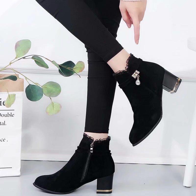 Boots Suede Short Chunky HeelWinter Plus Velvet Women'S Shoes Versatile Elegant High-Heel Semi-Hig Lady -401, As pic
Boots Suede Short Chunky HeelWinter Plus Velvet Women'S Shoes Versatile Elegant High-Heel Semi-Hig Lady -401, As pic