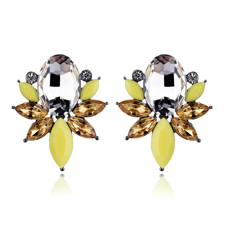 LUBOV Luxury Crystal Opal Stone Stud Earrings Golden Fish Design Piercing Earrings Trendy Gift for Girl And Women Party Jewelry
LUBOV Luxury Crystal Opal Stone Stud Earrings Golden Fish Design Piercing Earrings Trendy Gift for Girl And Women Party Jewelry