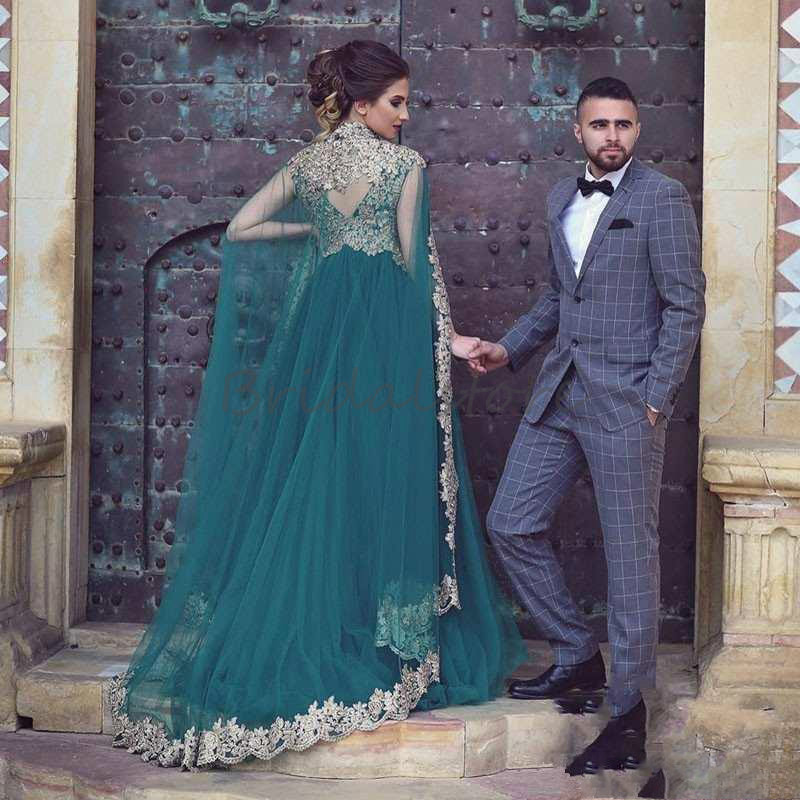 Green Muslim Abaya Evening Dresses With Caped Vintage A Line Tulle Prom Dresses 2021 With Gold Appliques Sexy Kaftan Dubai Evening Gown Chic